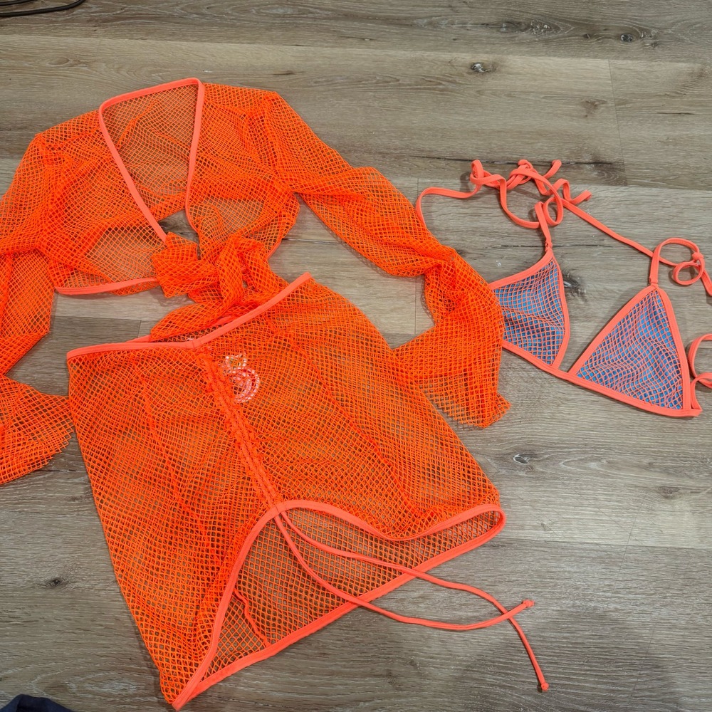 Berry Beachy Neon Orange Fishnet 3 Piece Swim Set Mesh Cover Up Bikini Top M